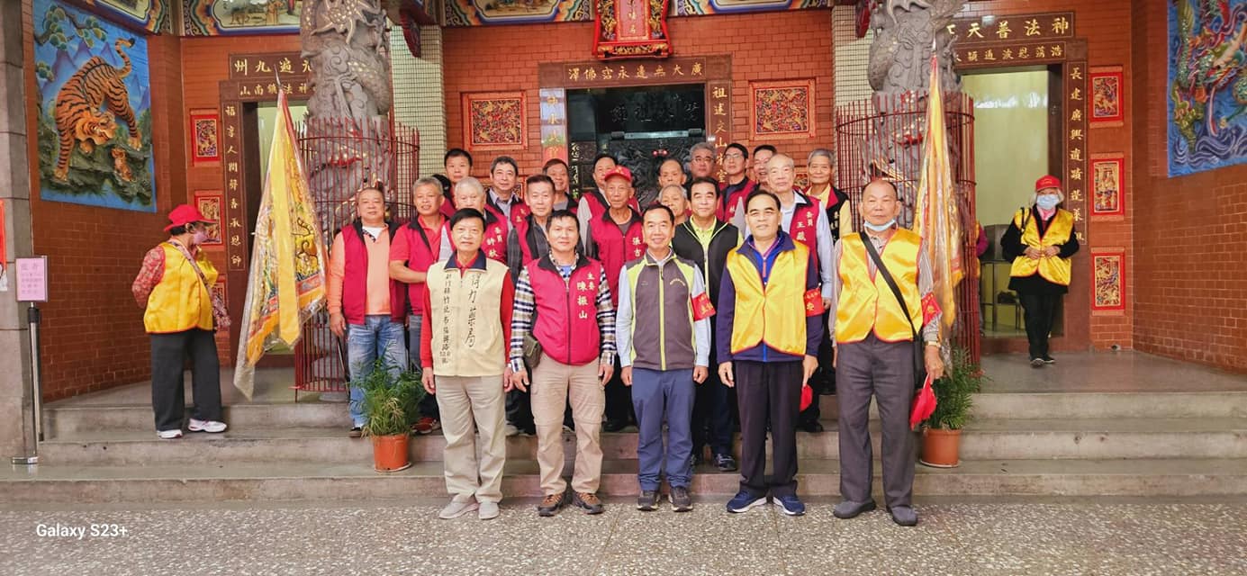 與新竹竹北斗崙清水祖師廟委員大合照
