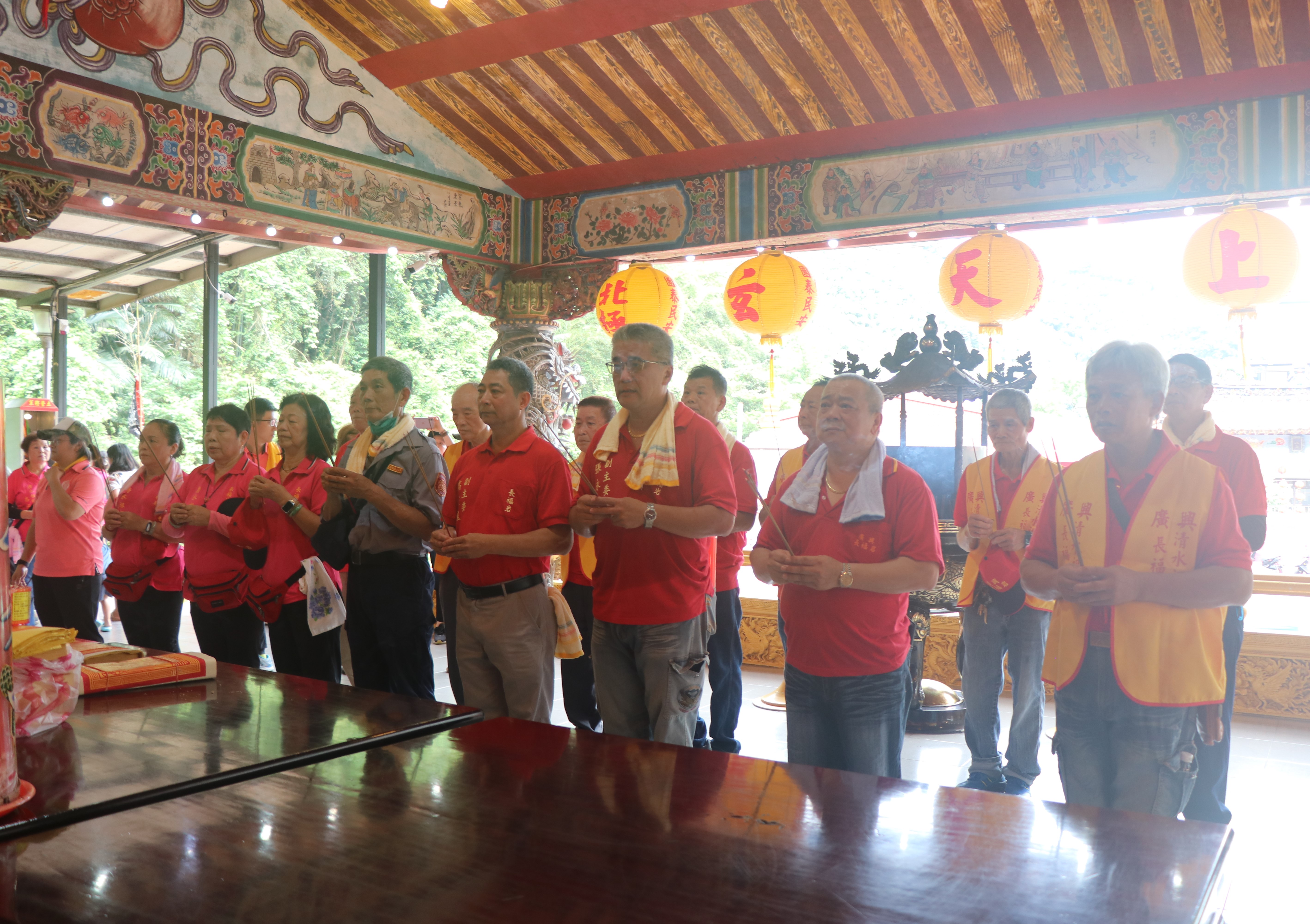 新店廣興長福岩清水祖師廟團拜參香